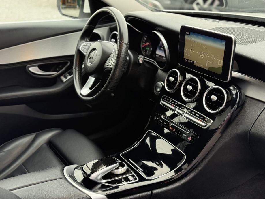 Mercedes-Benz C-klasa 220 D 7G *Exclusive* Head-up* Garancija 12mj.*, 2015 god. - 10