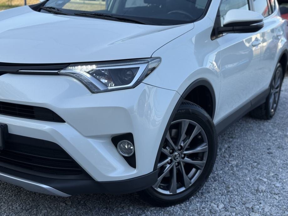 Toyota RAV4 2,0 *Premium* Garancija 12 mjeseci*, 2016 god. - 7
