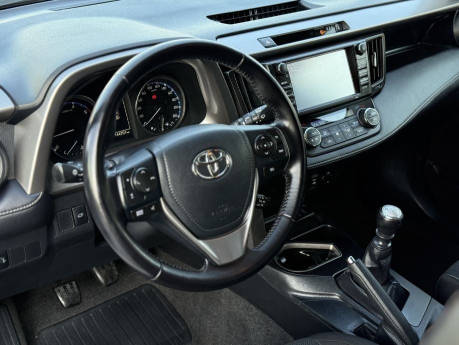 Toyota RAV4 2,0 *Premium* Garancija 12 mjeseci*, 2016 god. - 10