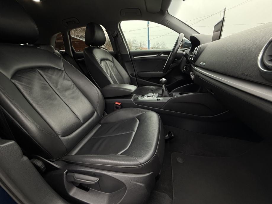 Audi A3 30 TDI SportBack 2019g, * S-Line * Bi-Xenon- LED*, 2019 god. - 17