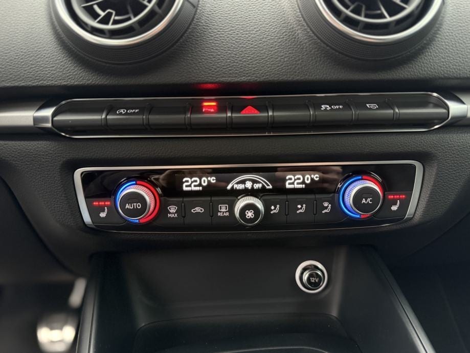 Audi A3 30 TDI SportBack 2019g, * S-Line * Bi-Xenon- LED*, 2019 god. - 25