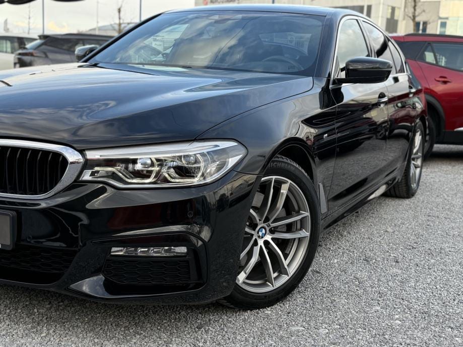 BMW serija 5 520d xDrive * M-Sport * Garancija 12 mjeseci*, 2018 god. - 6