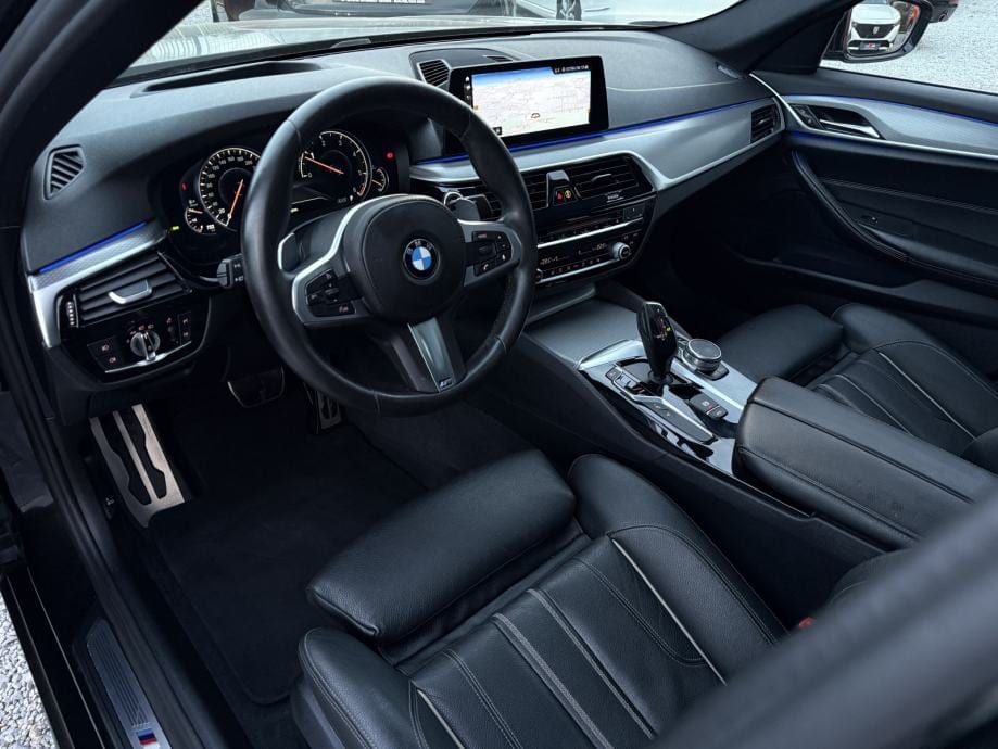 BMW serija 5 520d xDrive * M-Sport * Garancija 12 mjeseci*, 2018 god. - 13