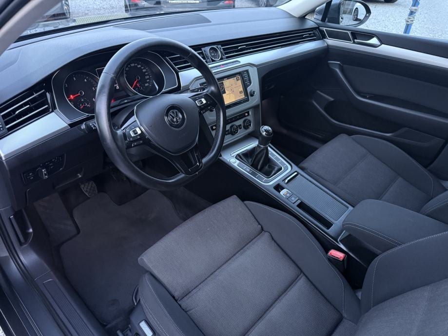 VW Passat 1,6 TDI 2016g. *COMFORTLINE* Garancija 12 mjeseci * - 11