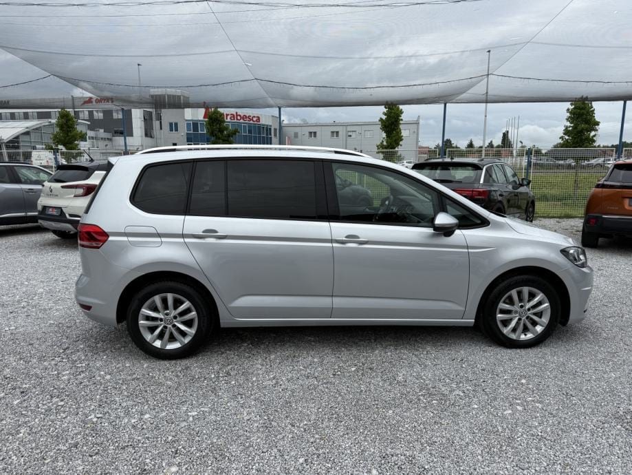 VW Touran 1,6 TDI DSG 2018g.*Comfortline* 7 sjedala* Garancija 12 mj.*, 2018 god. - 7