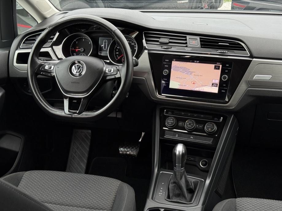 VW Touran 1,6 TDI DSG 2018g.*Comfortline* 7 sjedala* Garancija 12 mj.*, 2018 god. - 9