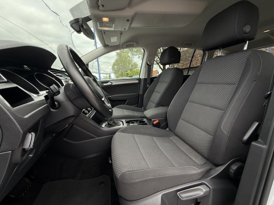 VW Touran 1,6 TDI DSG 2018g.*Comfortline* 7 sjedala* Garancija 12 mj.*, 2018 god. - 18