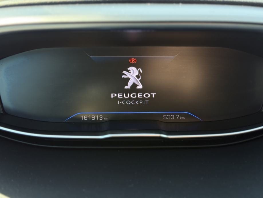 Peugeot 3008 1,5 BlueHDI 2021g. *STYLE* NAPRAVLJEN VELIKI SERVIS*, 2021 god. - 21