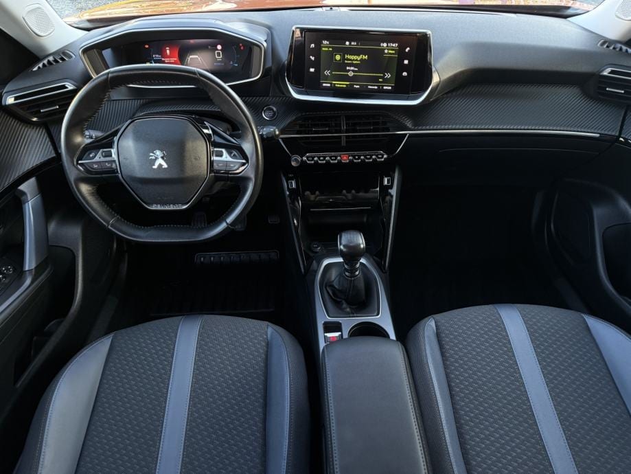 Peugeot 2008 1,2 PureTech *ALLURE* i-Cockpit 3D* Garanacija 12mj.*, 2021 god. - 14