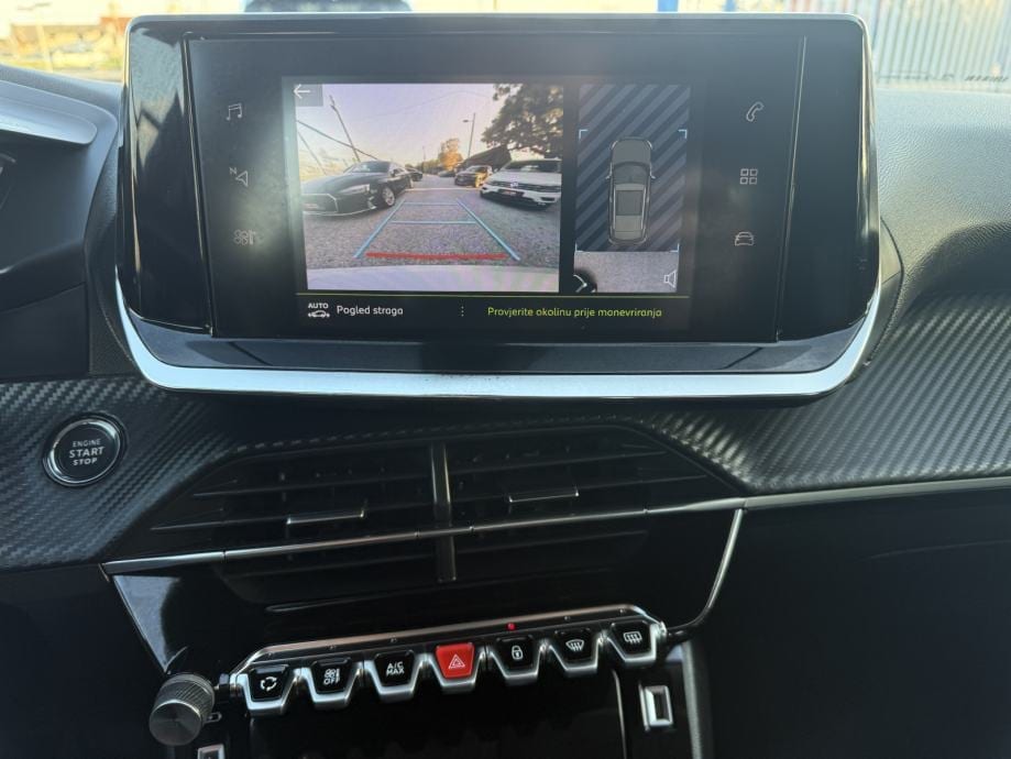 Peugeot 2008 1,2 PureTech *ALLURE* i-Cockpit 3D* Garanacija 12mj.*, 2021 god. - 15