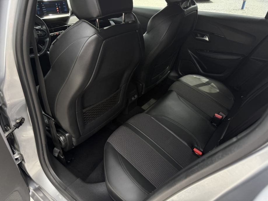 Peugeot 208 1,2 PureTech 2020g.*GT-LINE*i-Cockpit 3D*Garancija 12 mj.*, 2020 god. - 12