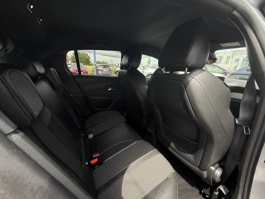 Peugeot 208 1,2 PureTech 2020g.*GT-LINE*i-Cockpit 3D*Garancija 12 mj.*, 2020 god. - 13