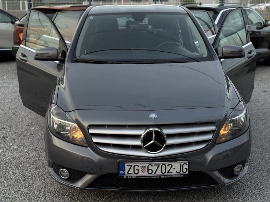 Mercedes-Benz B-klasa 200 CDI Automatik * URBAN *, 2013 god. - 6