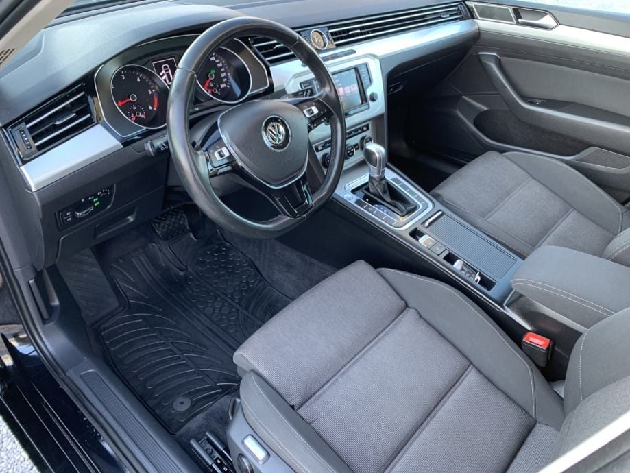 VW Passat Variant 2,0 TDI DSG BMT *ComfortLine* Garancija 12 mj.*, 2016 god. - 9