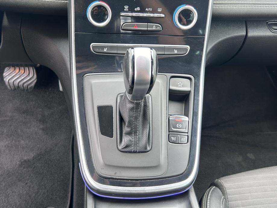 Renault Grand Scenic dCi 160 AUTOMATIK,NAVI,PDC,GR.SJEDALA,BI XENON, 2017 god. - 26