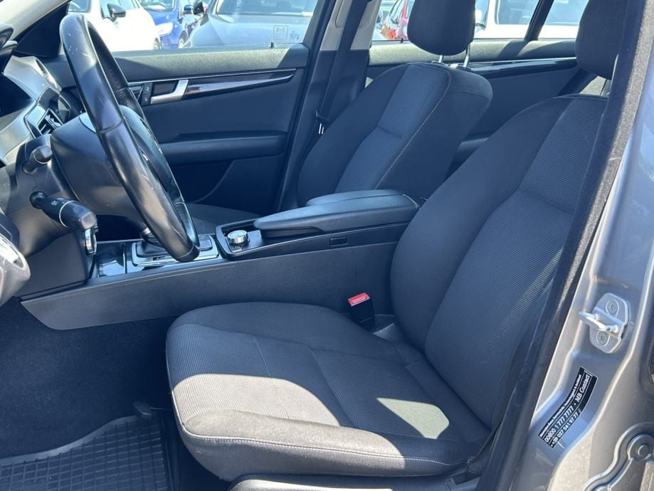 Mercedes-Benz C-klasa 200 CDI AUTOMATIK, NOVI DISKOVI, TOP STANJE - 12