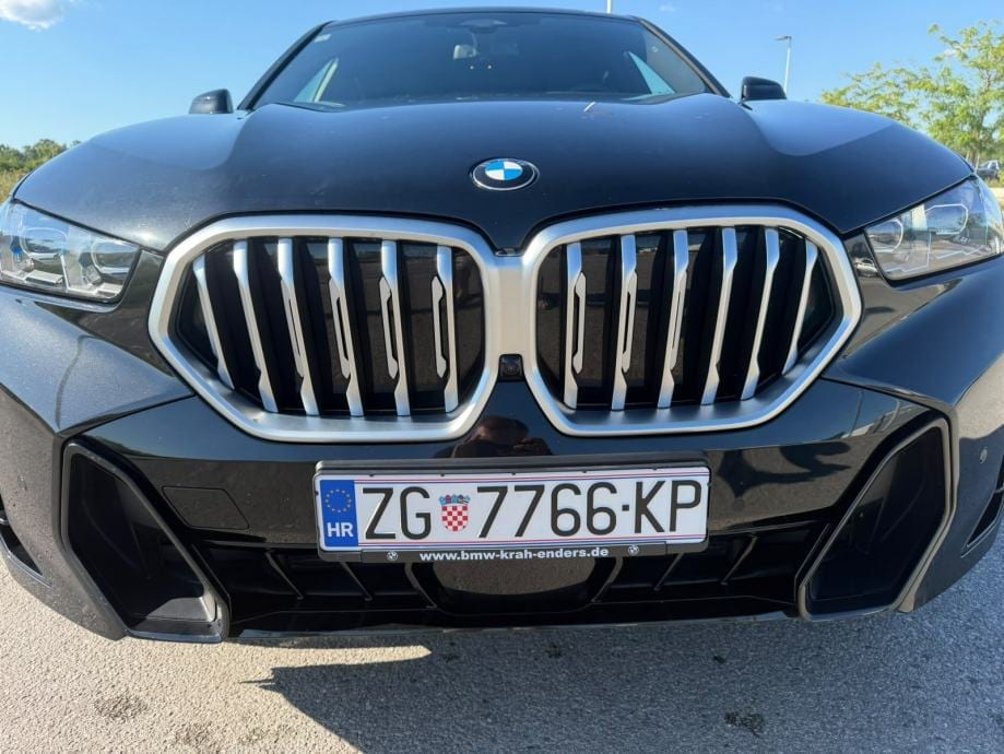 BMW X6 xDrive30d, 2024 god.