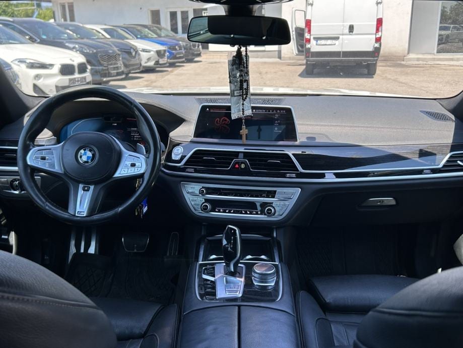 BMW SERIJA 7 730d XDRIVE *REG. 01./27.* *FACELIFT*, 2019 god. - 16