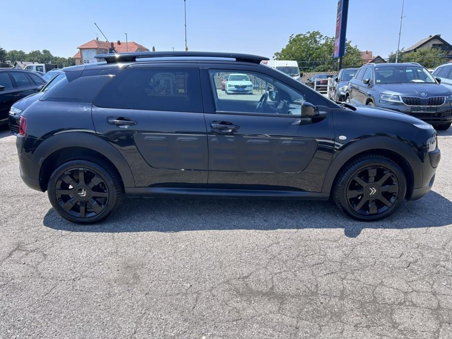 Citroën C4 Cactus 1,2 THP S&S, 2016 god. - 4