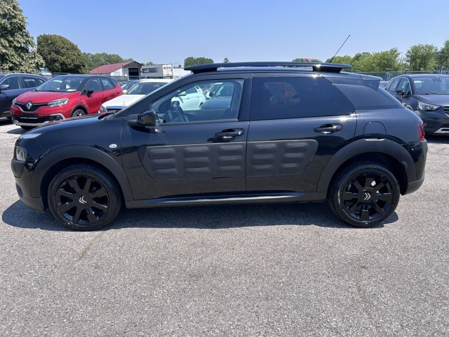 Citroën C4 Cactus 1,2 THP S&S, 2016 god. - 8