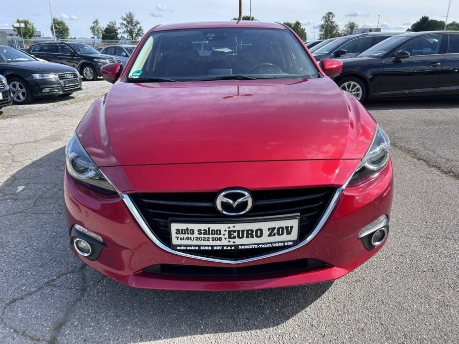 Mazda 3 2.2d Attraction *KAMERA* *HEAD UP*, 2016 god. - 2