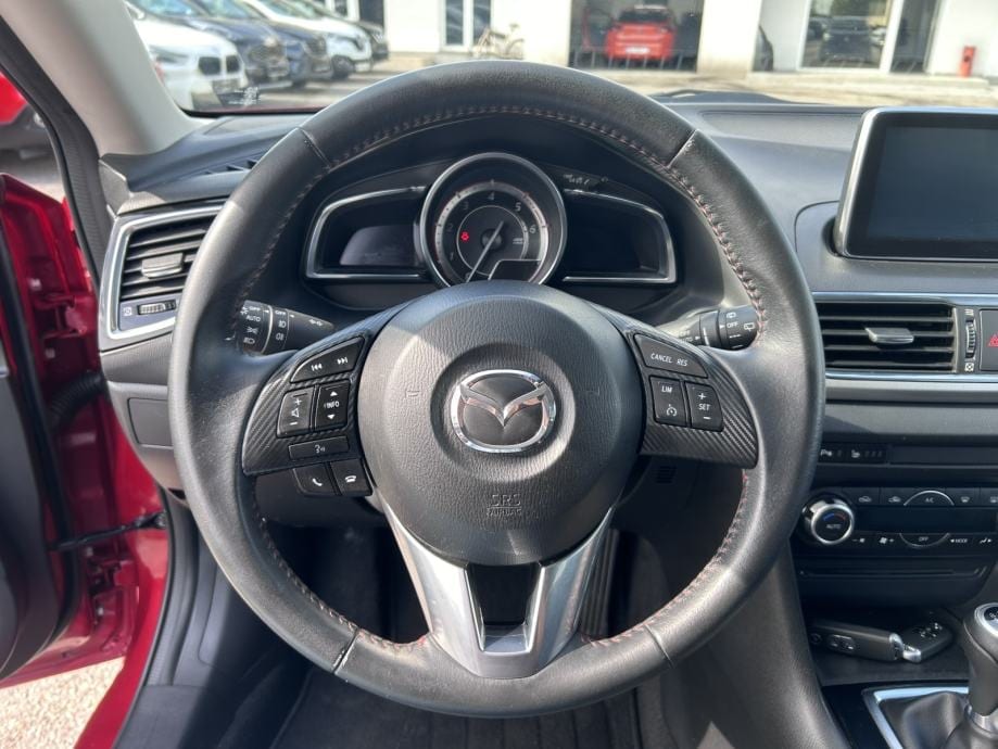 Mazda 3 2.2d Attraction *KAMERA* *HEAD UP*, 2016 god. - 23