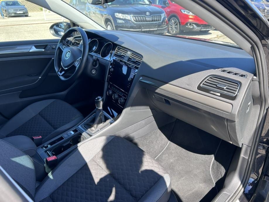 VW Golf 7 1,6 TDI *JOIN*, 2018 god. - 18