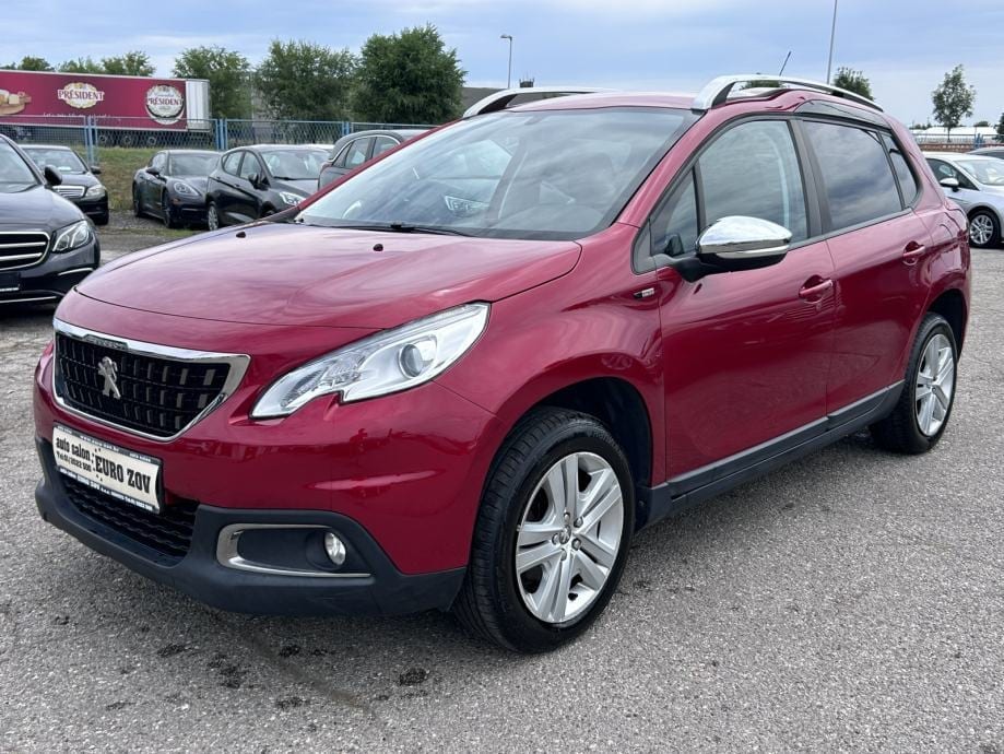 Peugeot 2008 1,2 STYLE,KLIMA,PDC,NAVIGACIJA,MFV...., 2017 god.