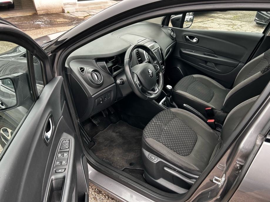 Renault Captur TCe 90, 2017 god. - 10