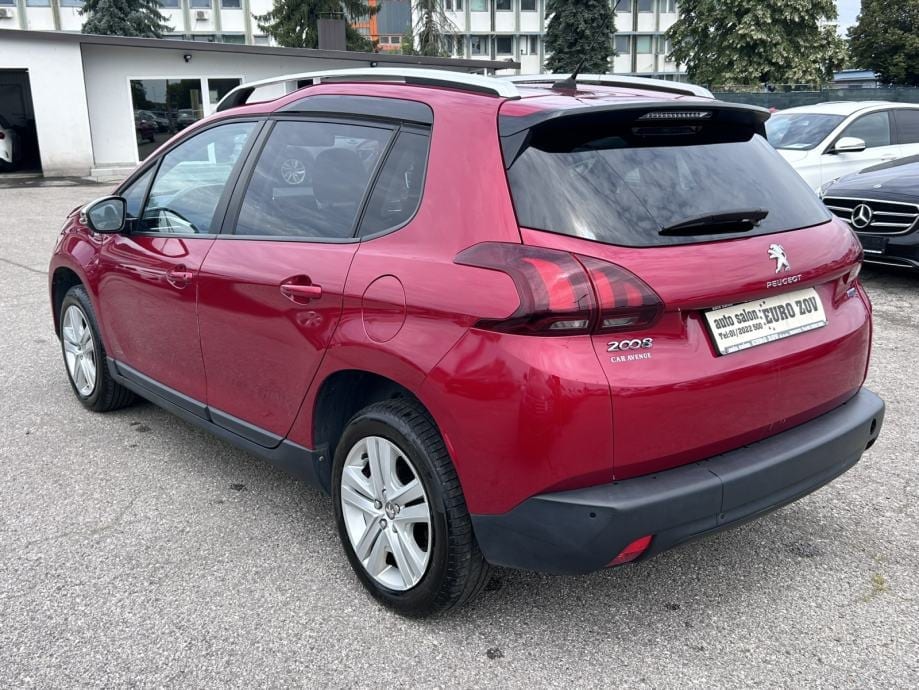 Peugeot 2008 1,2 STYLE,KLIMA,PDC,NAVIGACIJA,MFV...., 2017 god. - 9