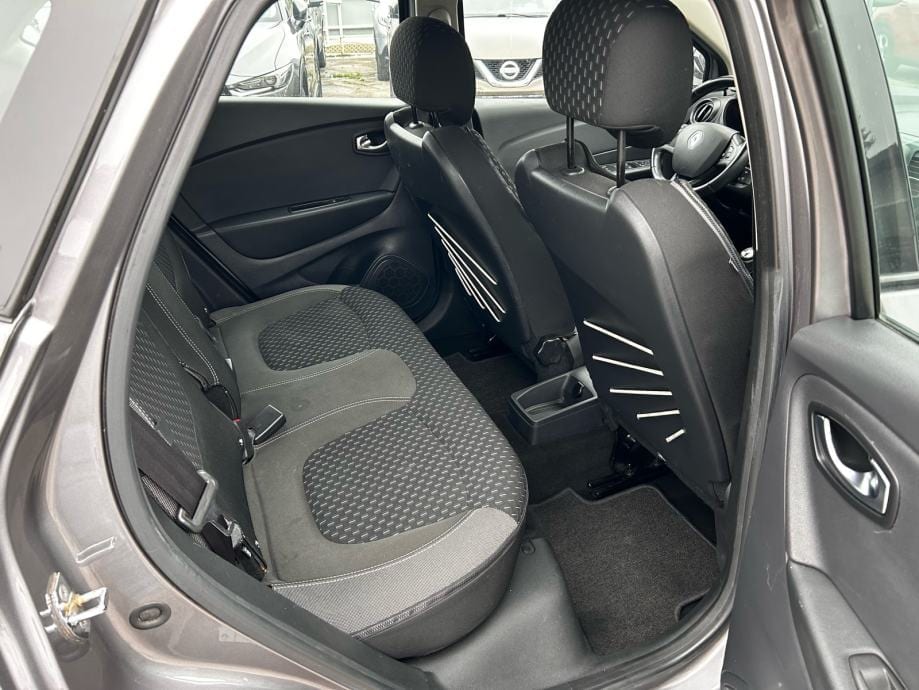 Renault Captur TCe 90, 2017 god. - 16