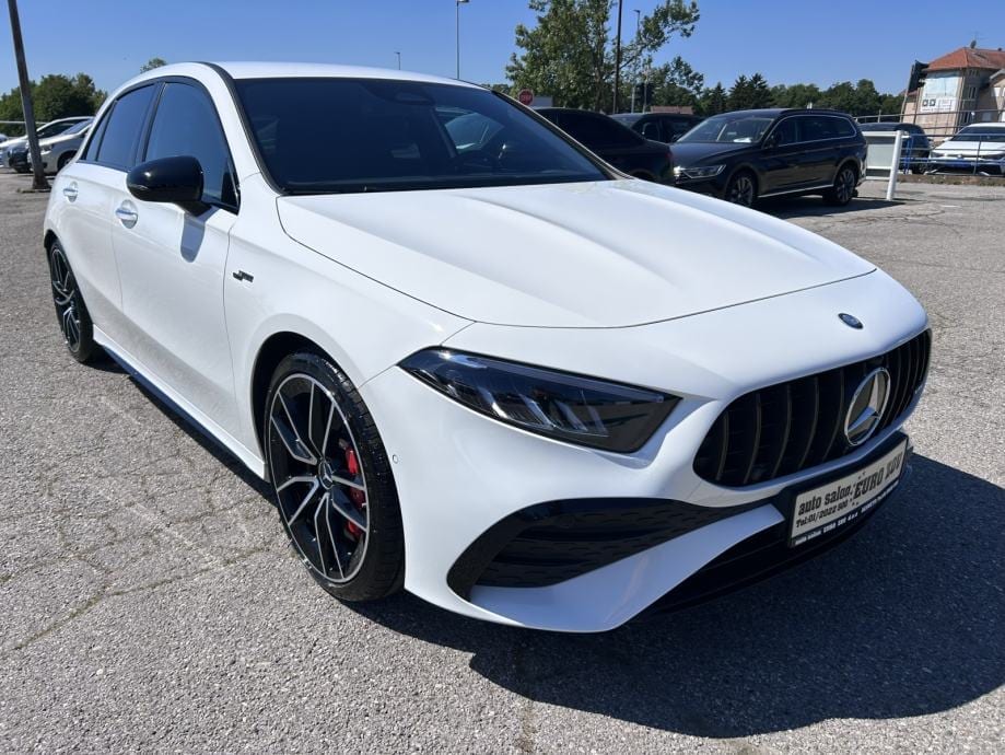 Mercedes-Benz A 35 AMG 4MATIC, 2023 god.