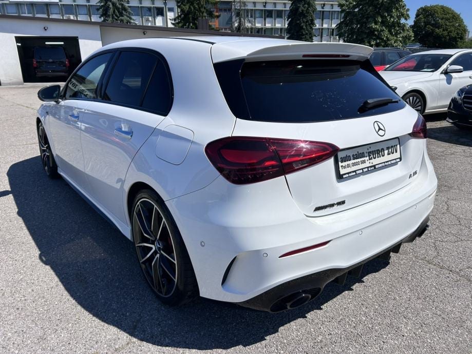 Mercedes-Benz A 35 AMG 4MATIC, 2023 god. - 9