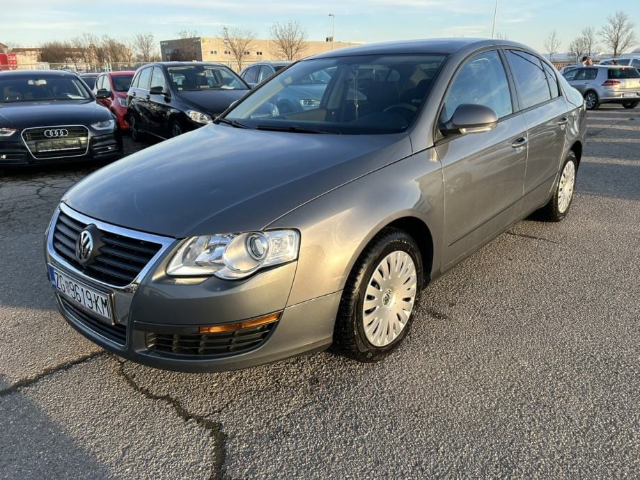 VW Passat b6 1,6, 2005 god.