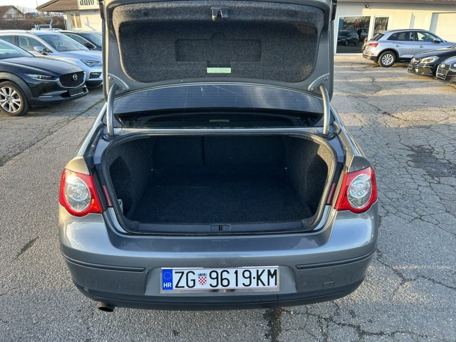 VW Passat b6 1,6, 2005 god. - 7