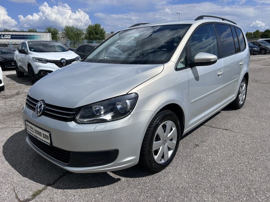 VW Touran 1,6 TDI AUTOMATIK, 2012 god.