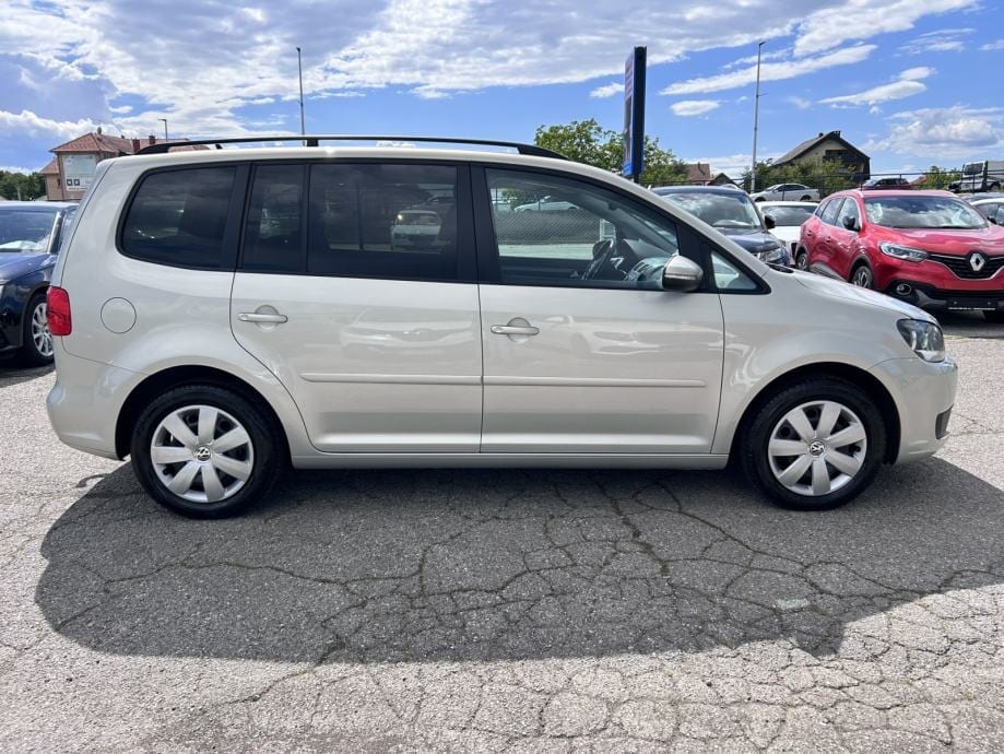 VW Touran 1,6 TDI AUTOMATIK, 2012 god.