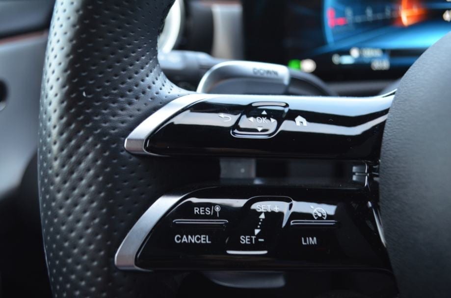 Mercedes-Benz A 35 AMG 4MATIC, 2023 god. - 25