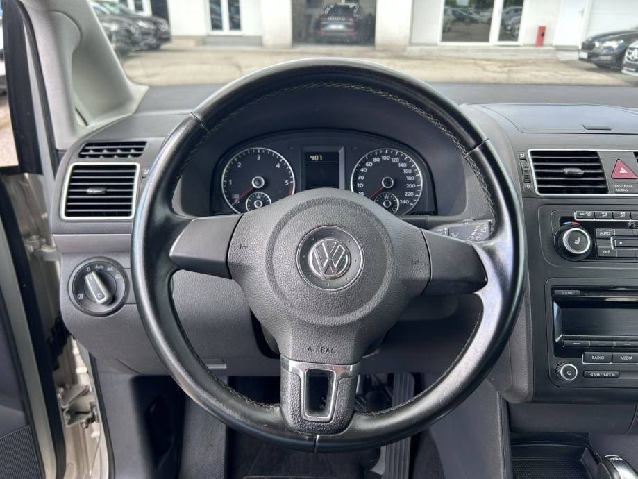 VW Touran 1,6 TDI AUTOMATIK, 2012 god. - 22
