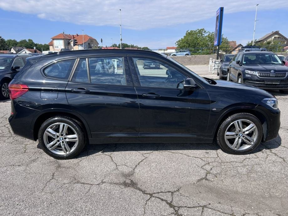 BMW X1 18d X-drive M-PAKET, 2017 god.