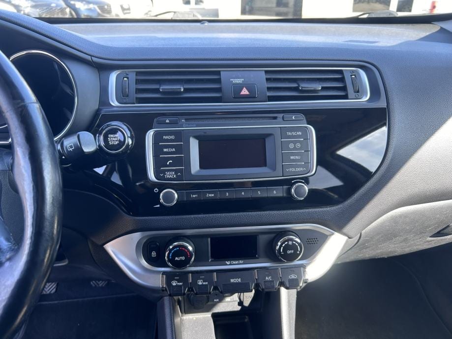 Kia Rio 1,4 CRDi REG. 09/26, 2015 god. - 23