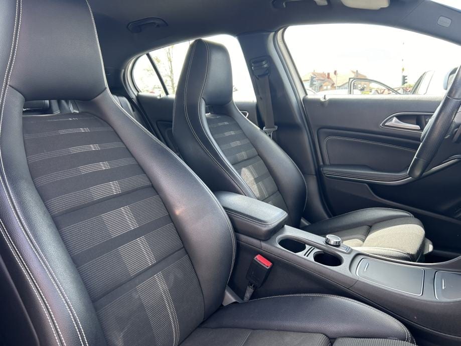 Mercedes-Benz GLA 220d 4MATIC, 2019 god. - 20