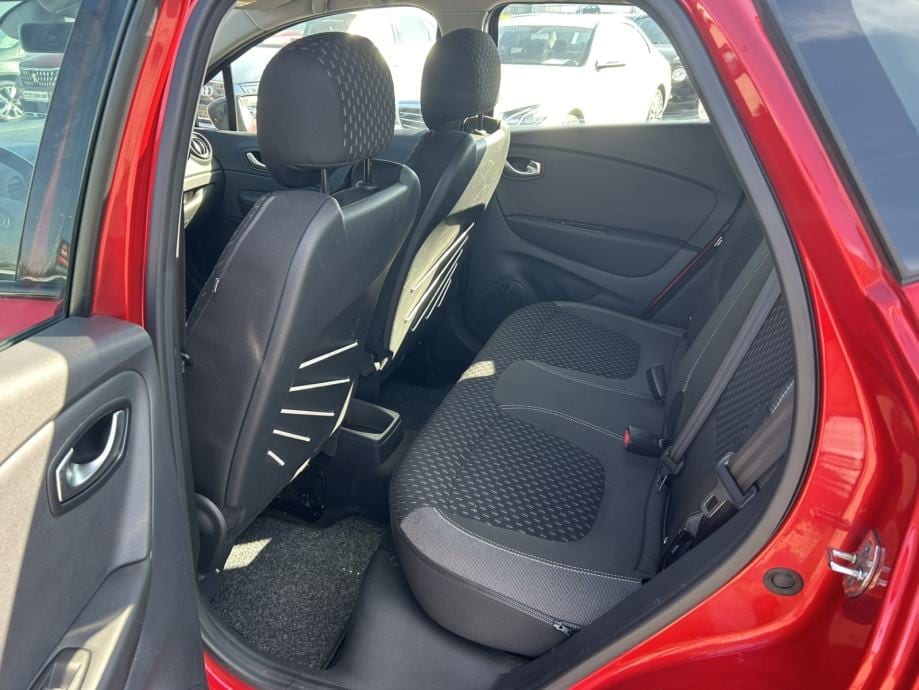 Renault Captur TCe 120, 2017 god. - 13