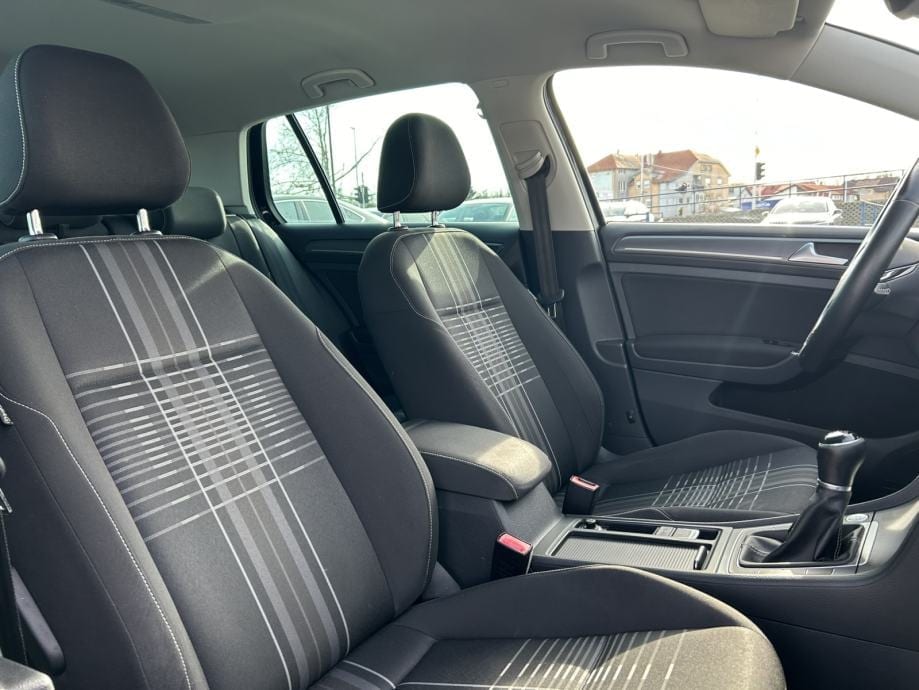 VW Golf 7 1,6 TDI *LOUNGE*, 2015 god. - 19