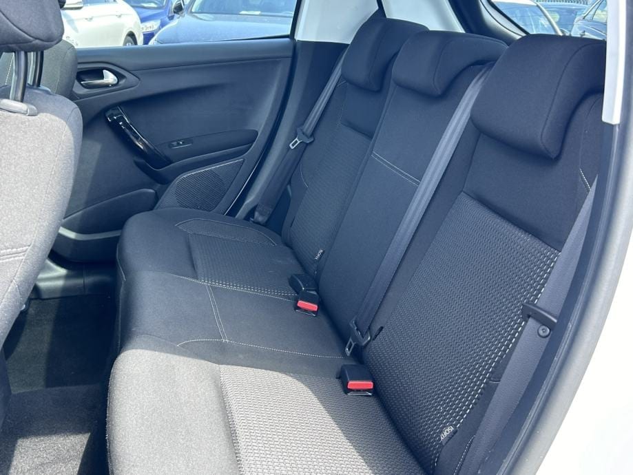 Peugeot 208 1.2 I NAVI,PDC,STR.KAMERA,PANORAMSKI STAKLENI KROV,P.PILOT, 2017 god. - 14