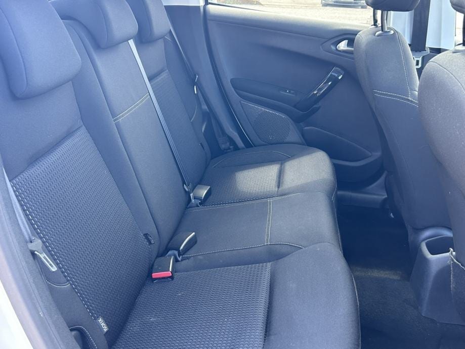 Peugeot 208 1.2 I NAVI,PDC,STR.KAMERA,PANORAMSKI STAKLENI KROV,P.PILOT, 2017 god. - 16