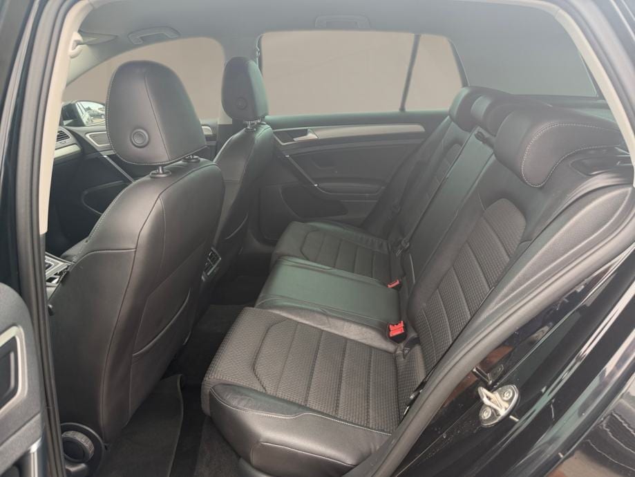 VW Golf 7 1,6 TDI,DSG,COMFORTLINE,NAVI,PDC,AUT.KLIMA,GRIJAČI SJEDIŠTA, 2016 god. - 8