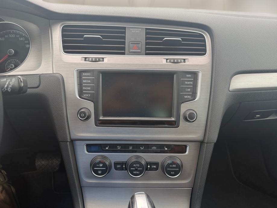 VW Golf 7 1,6 TDI,DSG,COMFORTLINE,NAVI,PDC,AUT.KLIMA,GRIJAČI SJEDIŠTA, 2016 god. - 12