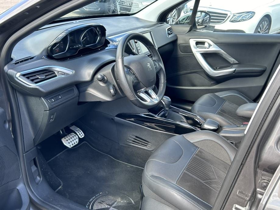 Peugeot 2008 1,2 CROSSWAY,AUTOMATIK,PDC,STR.KAMERA,PANORAMA,NAVI,.., 2019 god. - 11