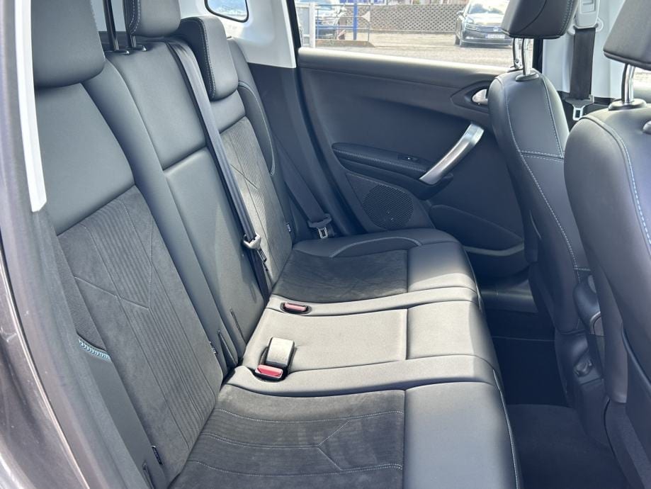 Peugeot 2008 1,2 CROSSWAY,AUTOMATIK,PDC,STR.KAMERA,PANORAMA,NAVI,.., 2019 god. - 16